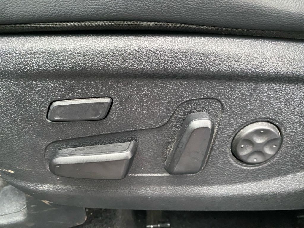 Fahrzeugabbildung Hyundai SANTA FE 1.6 HEV 4WD Prime*Pano*HUD*Krell*Memory