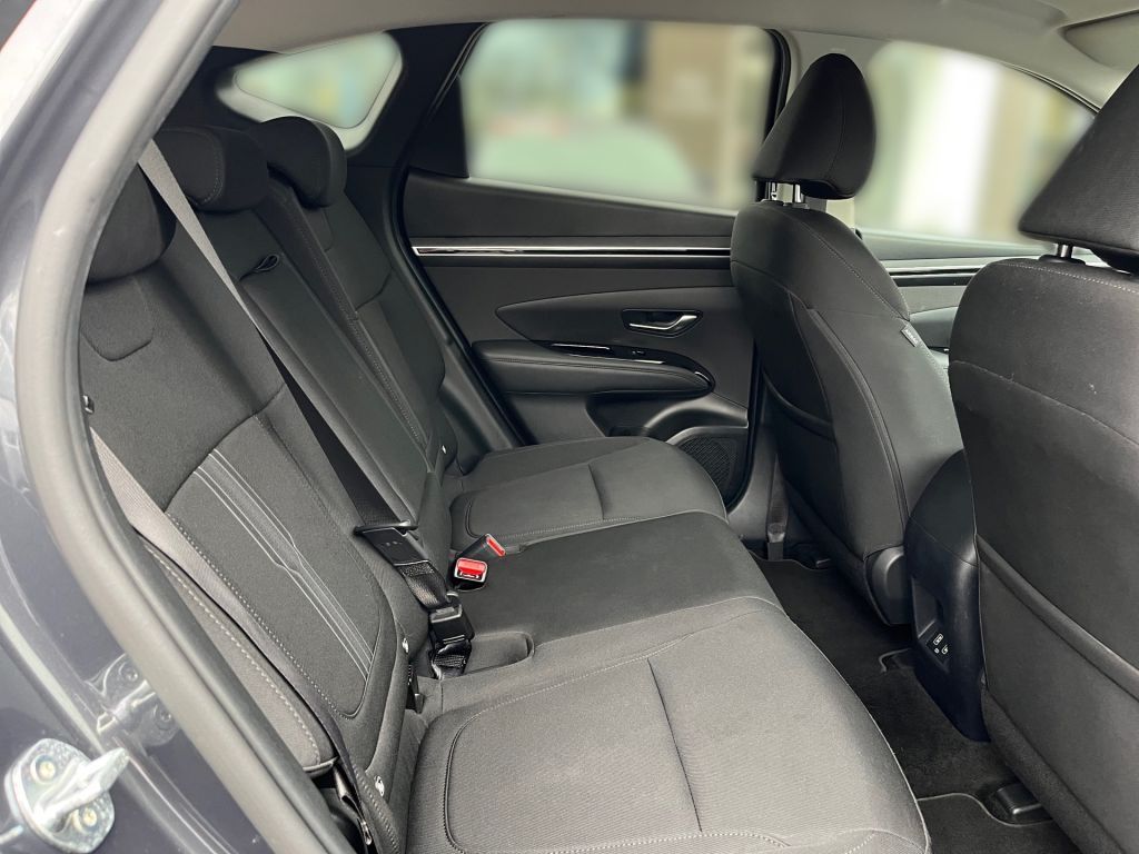 Fahrzeugabbildung Hyundai TUCSON 1.6 T-GDi PHEV 4WD Trend