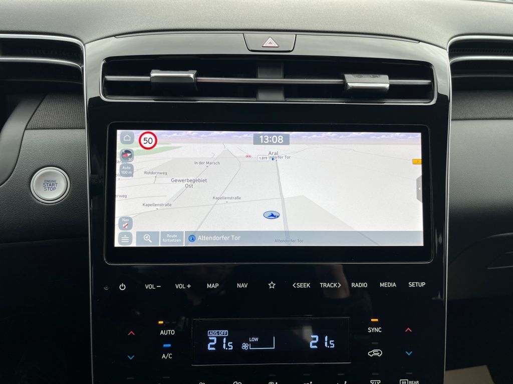 Fahrzeugabbildung Hyundai TUCSON 1.6 T-GDi PHEV 4WD Trend