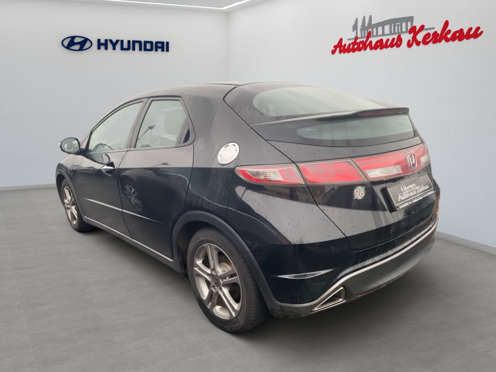 Fahrzeugabbildung Honda Civic 1.4 i-VTEC Sport