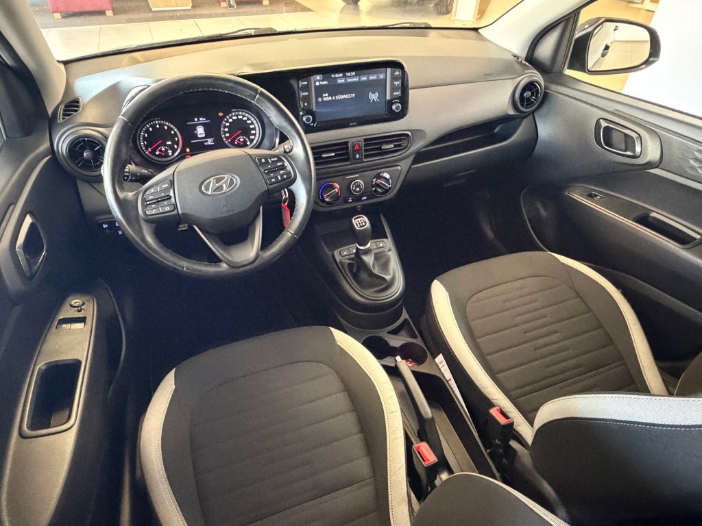 Fahrzeugabbildung Hyundai i10 1.0 EDITION 30