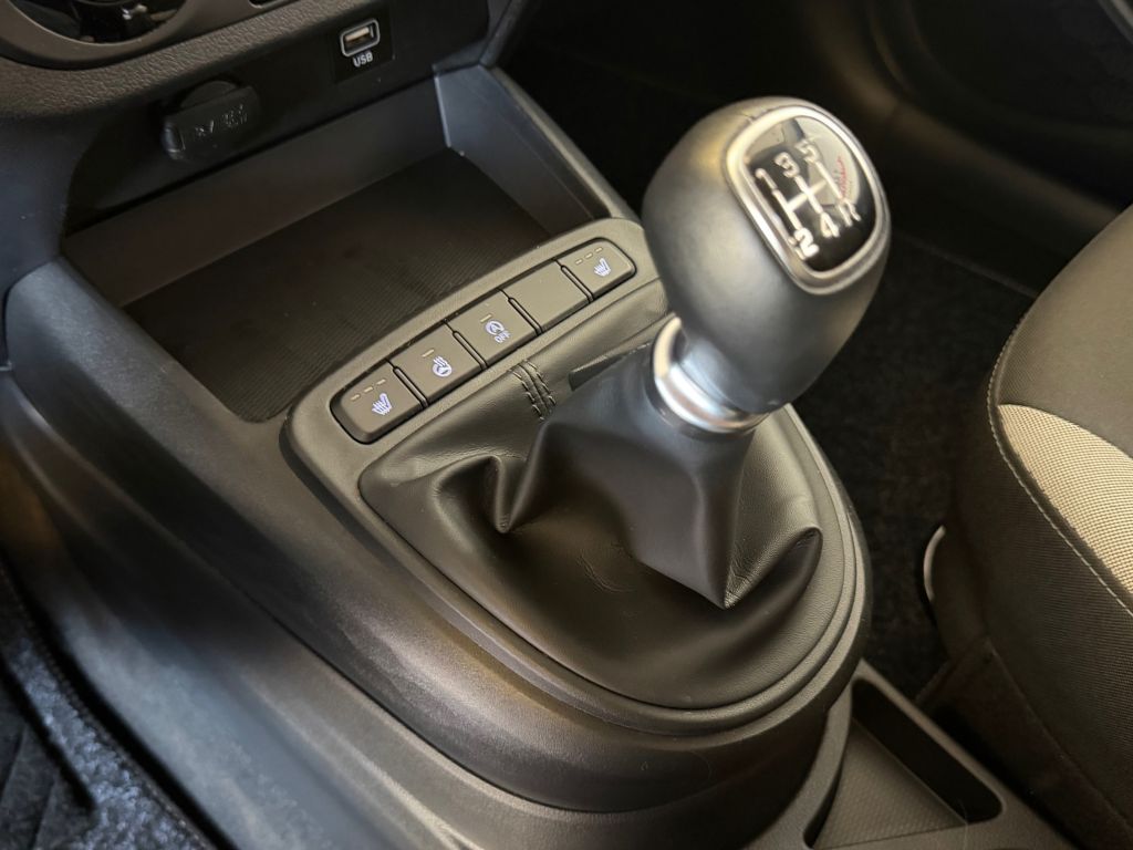 Fahrzeugabbildung Hyundai i10 1.0 EDITION 30