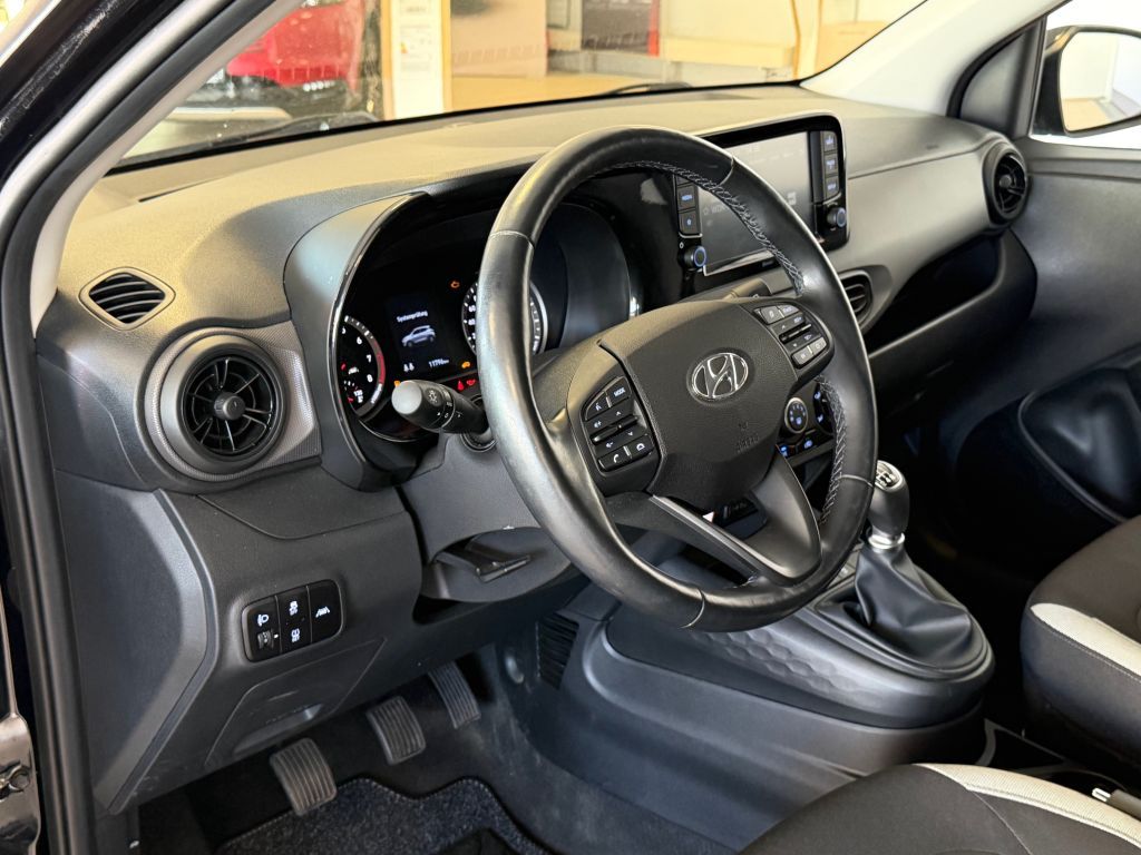 Fahrzeugabbildung Hyundai i10 1.0 EDITION 30