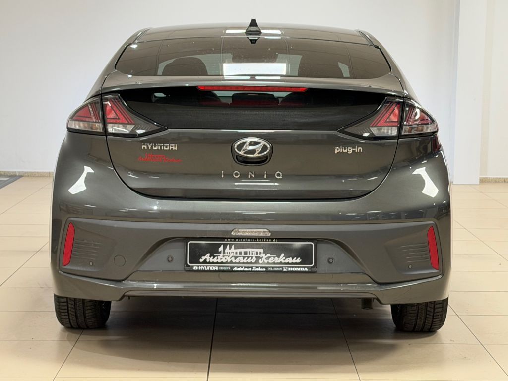 Fahrzeugabbildung Hyundai IONIQ Plug-in-Hybrid 1.6 Style *Scheckheft*LED*