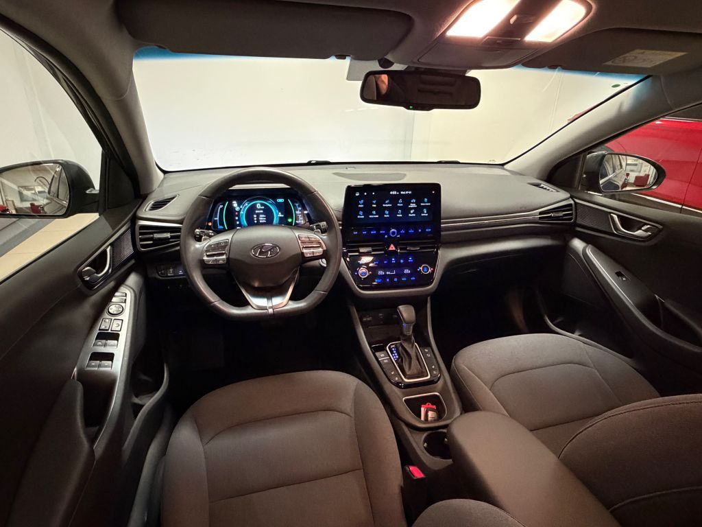 Fahrzeugabbildung Hyundai IONIQ Plug-in-Hybrid 1.6 Style *Scheckheft*LED*