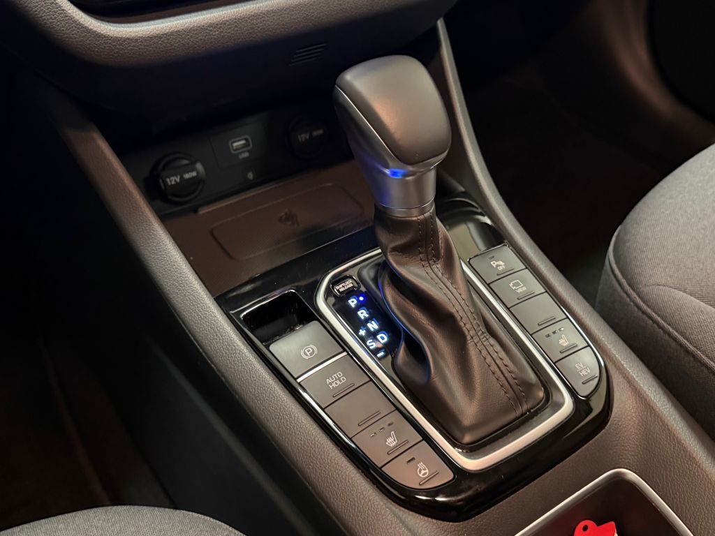 Fahrzeugabbildung Hyundai IONIQ Plug-in-Hybrid 1.6 Style *Scheckheft*LED*