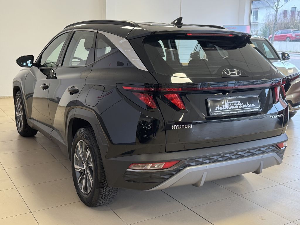 Fahrzeugabbildung Hyundai TUCSON 1.6 48V-Hybrid +LED+Scheckh.+Navi+Garanti