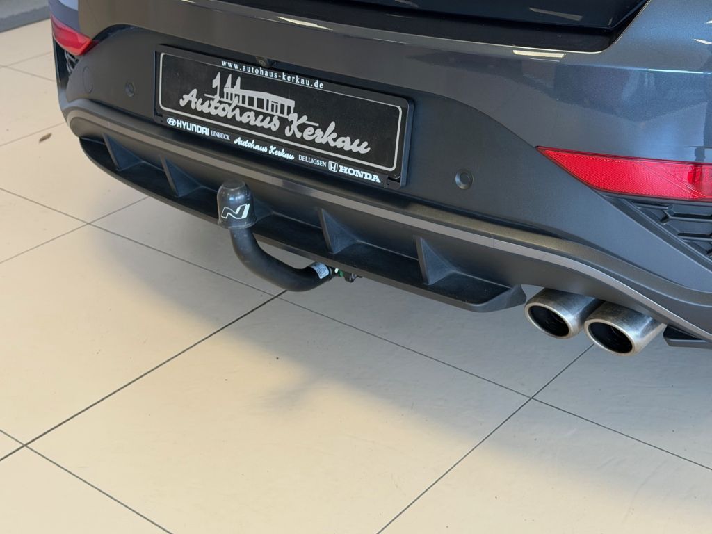 Fahrzeugabbildung Hyundai i30 1.5 T-GDI 48V-Hyb. N-Line +AHK+8Fach bereift