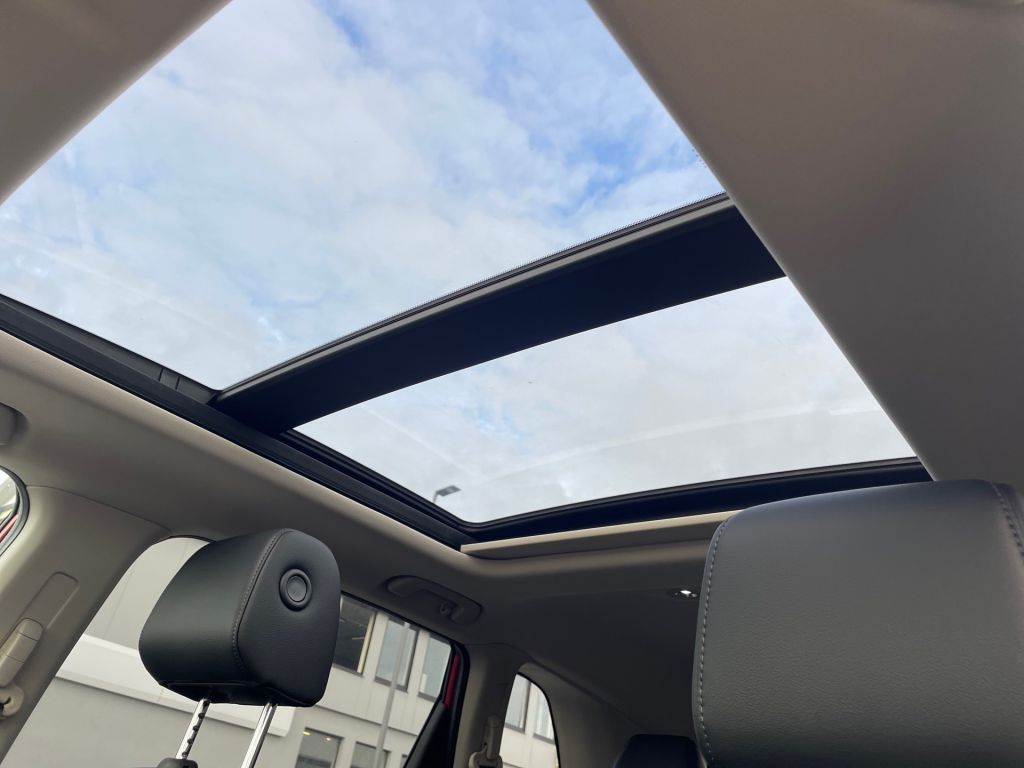 Fahrzeugabbildung Honda CR-V e:HEV 2.0 i-MMD 2WD Elegance *Pano*Leder*