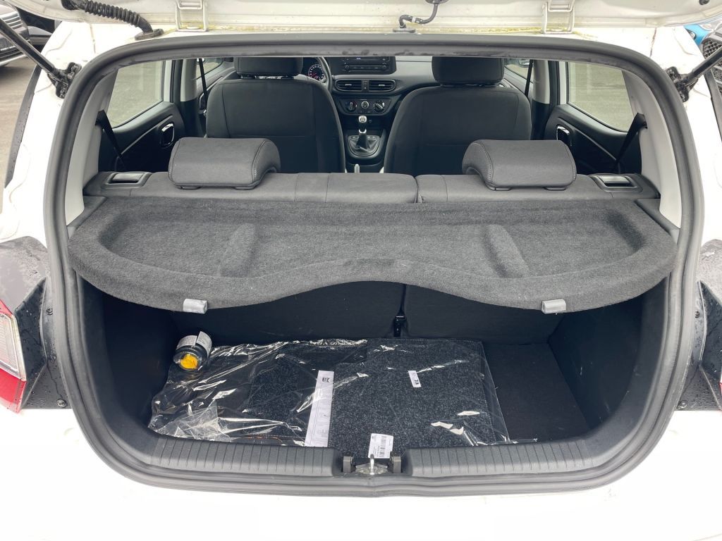 Fahrzeugabbildung Hyundai i10 1.0 Select *Funktionspaket