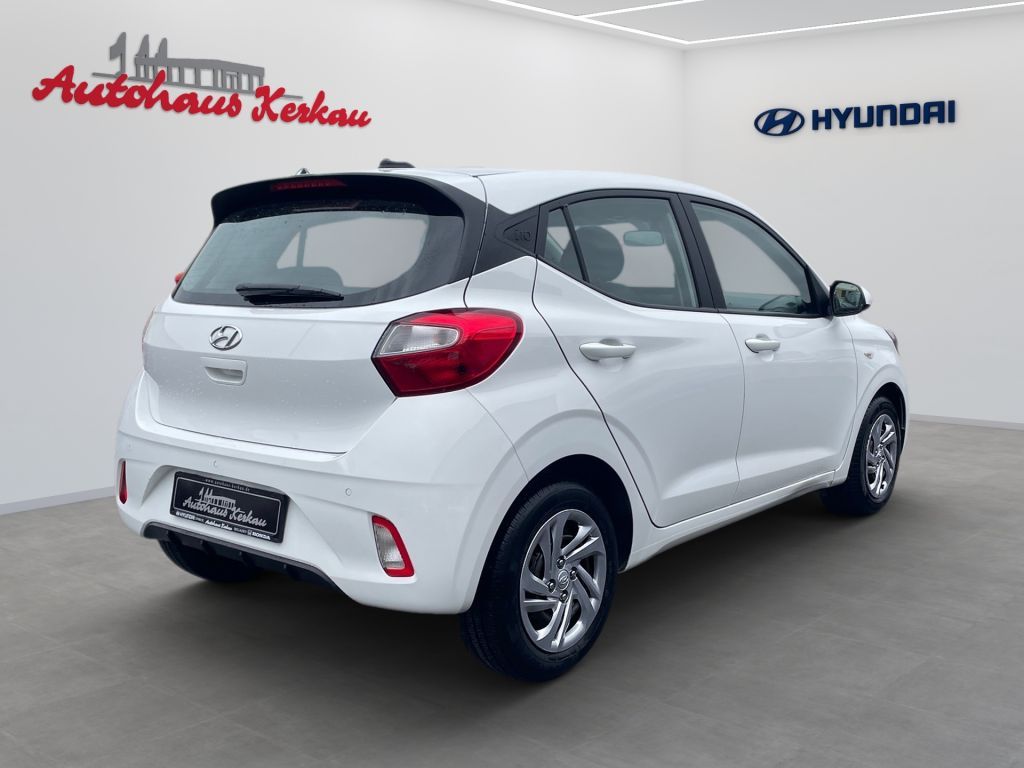 Fahrzeugabbildung Hyundai i10 1.0 Select *Funktionspaket