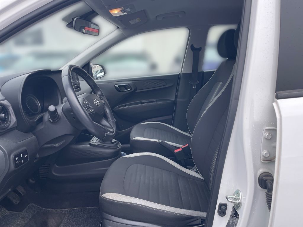 Fahrzeugabbildung Hyundai i10 1.0 Select *Funktionspaket