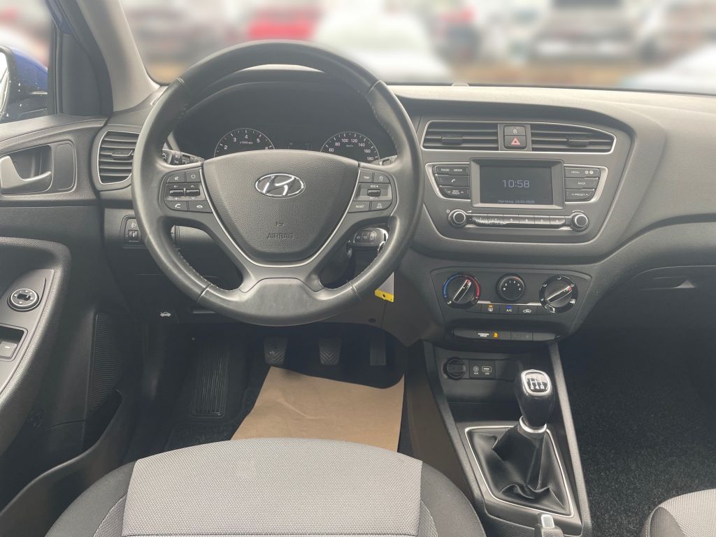 Fahrzeugabbildung Hyundai i20 1.2 Select Funktions Paket