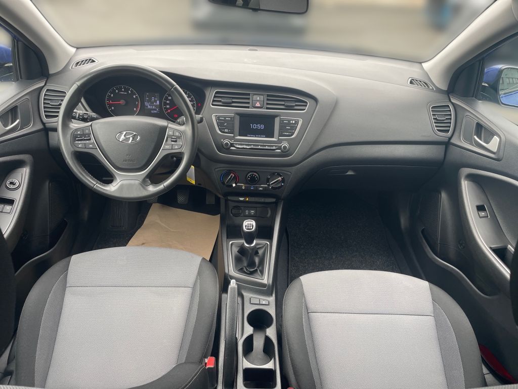 Fahrzeugabbildung Hyundai i20 1.2 Select Funktions Paket