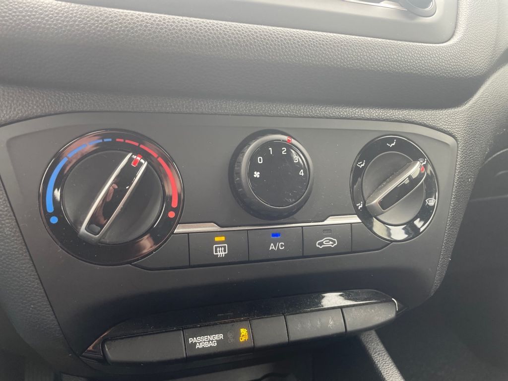 Fahrzeugabbildung Hyundai i20 1.2 Select Funktions Paket