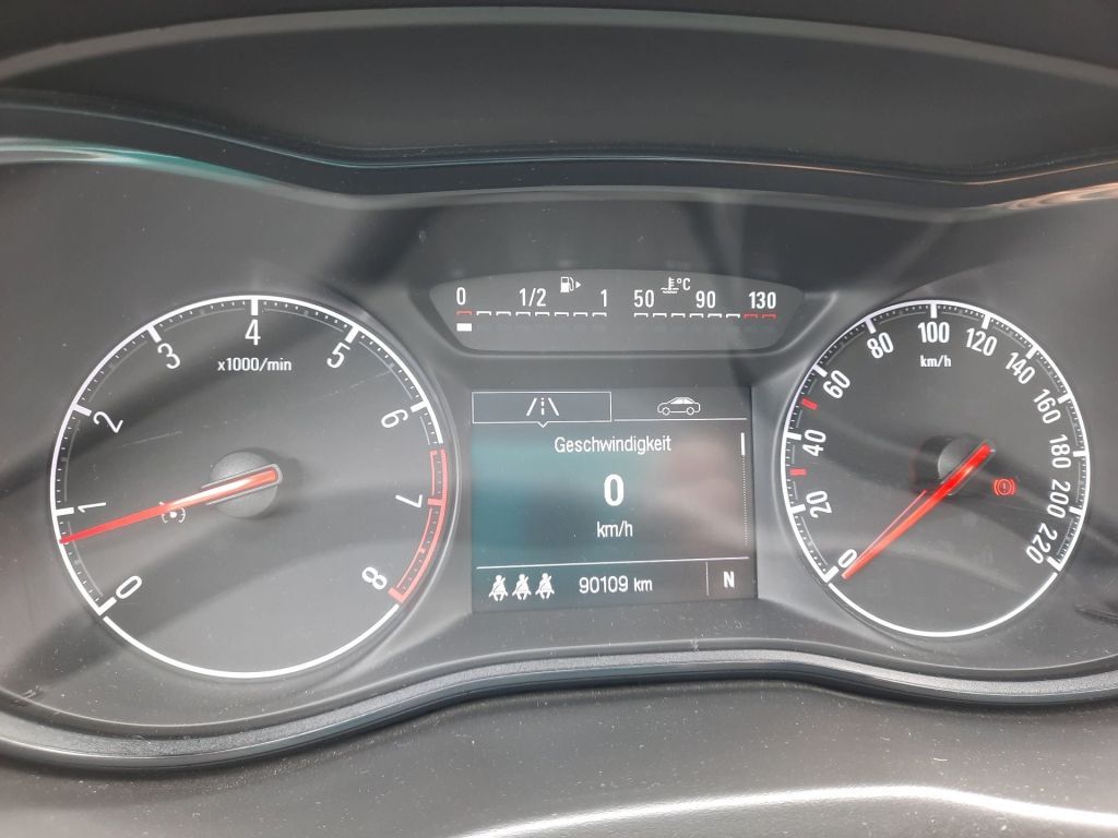 Fahrzeugabbildung Opel Corsa 1.4 Easytronic (ecoFLEX) Start/Stop Color