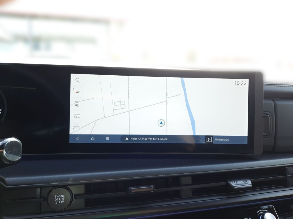 Fahrzeugabbildung Hyundai SANTA FE 1.6 HEV 2WD 7-Sitzer Blackline