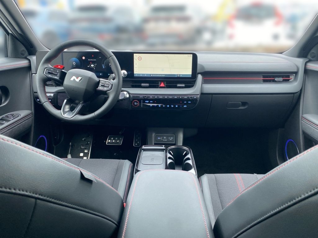 Fahrzeugabbildung Hyundai IONIQ 5 84 kWh 4WD N Line X + Park Paket