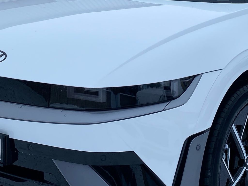 Fahrzeugabbildung Hyundai IONIQ 5 84 kWh 4WD N Line X + Park Paket