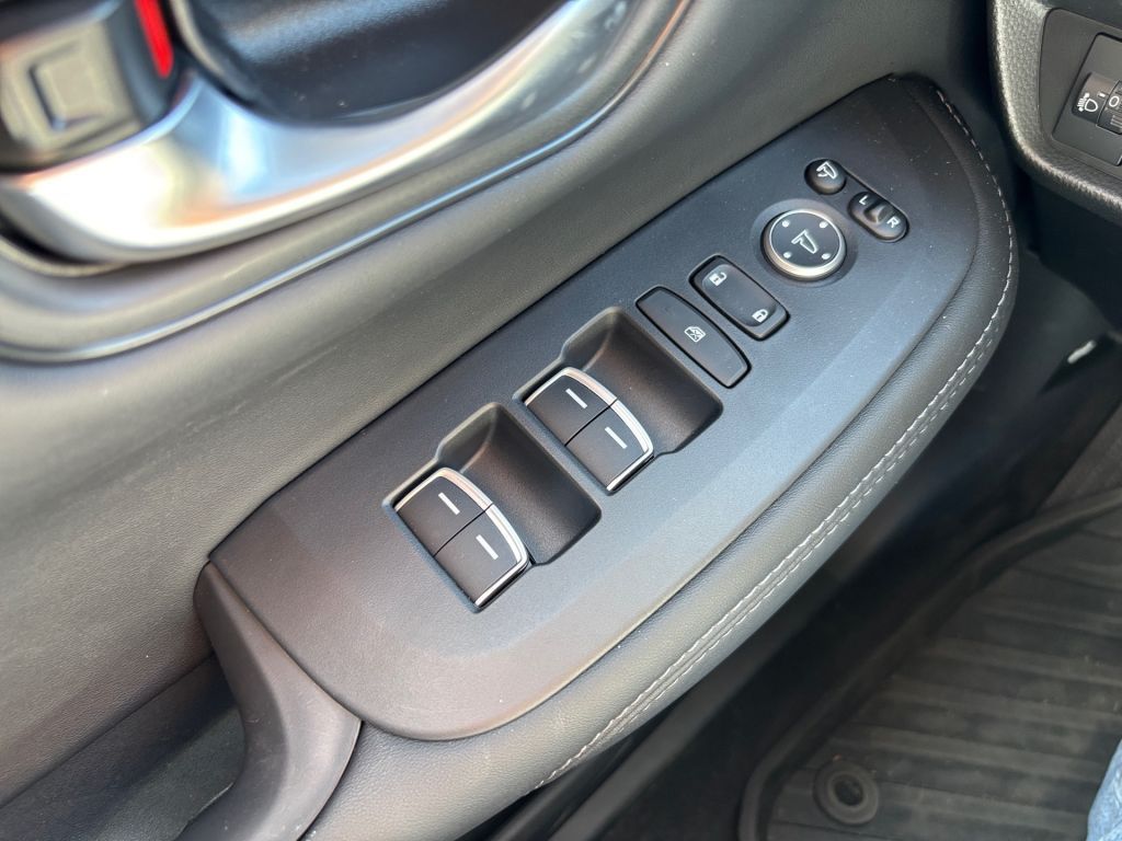 Fahrzeugabbildung Honda ZR-V e:HEV 2.0 i-MMD Hybrid Elegance