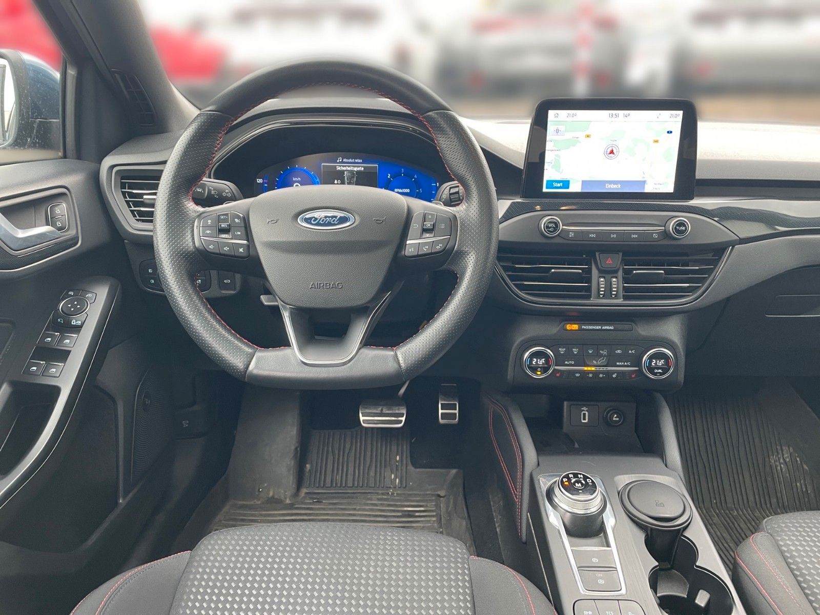 Fahrzeugabbildung Ford Focus Turnier ST-Line X *PANO*SHZ*NAVI*