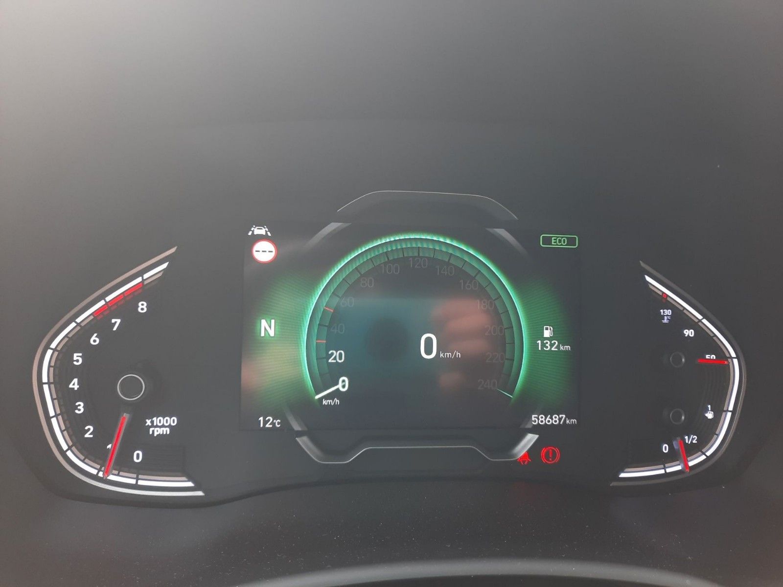 Fahrzeugabbildung Hyundai i30 Prime Mild-Hybrid *8fach bereift*