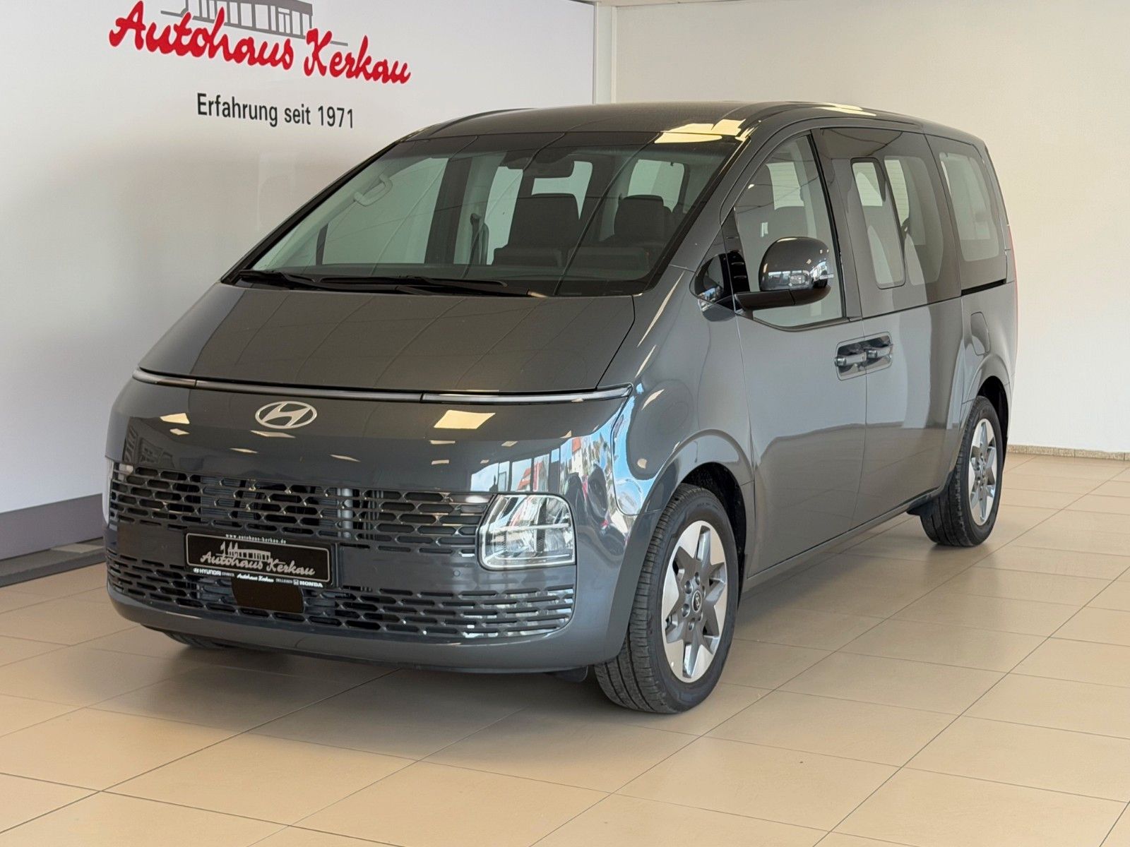 Fahrzeugabbildung Hyundai Staria Trend Hybrid 9-Sitzer