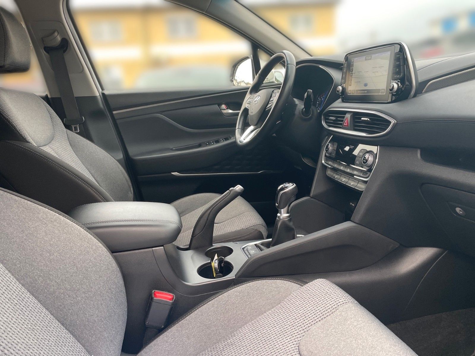 Fahrzeugabbildung Hyundai Santa Fe Trend 2WD