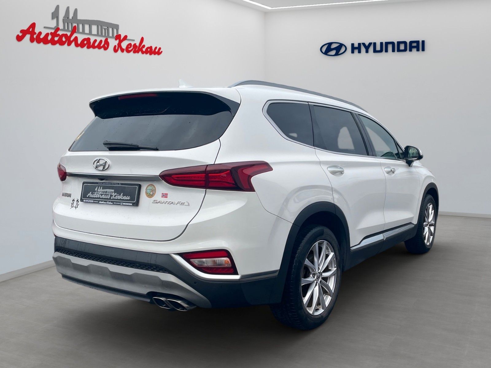 Fahrzeugabbildung Hyundai Santa Fe Trend 2WD