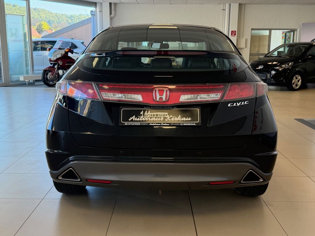 Fahrzeugabbildung Honda Civic 1.4 i-VTEC Sport