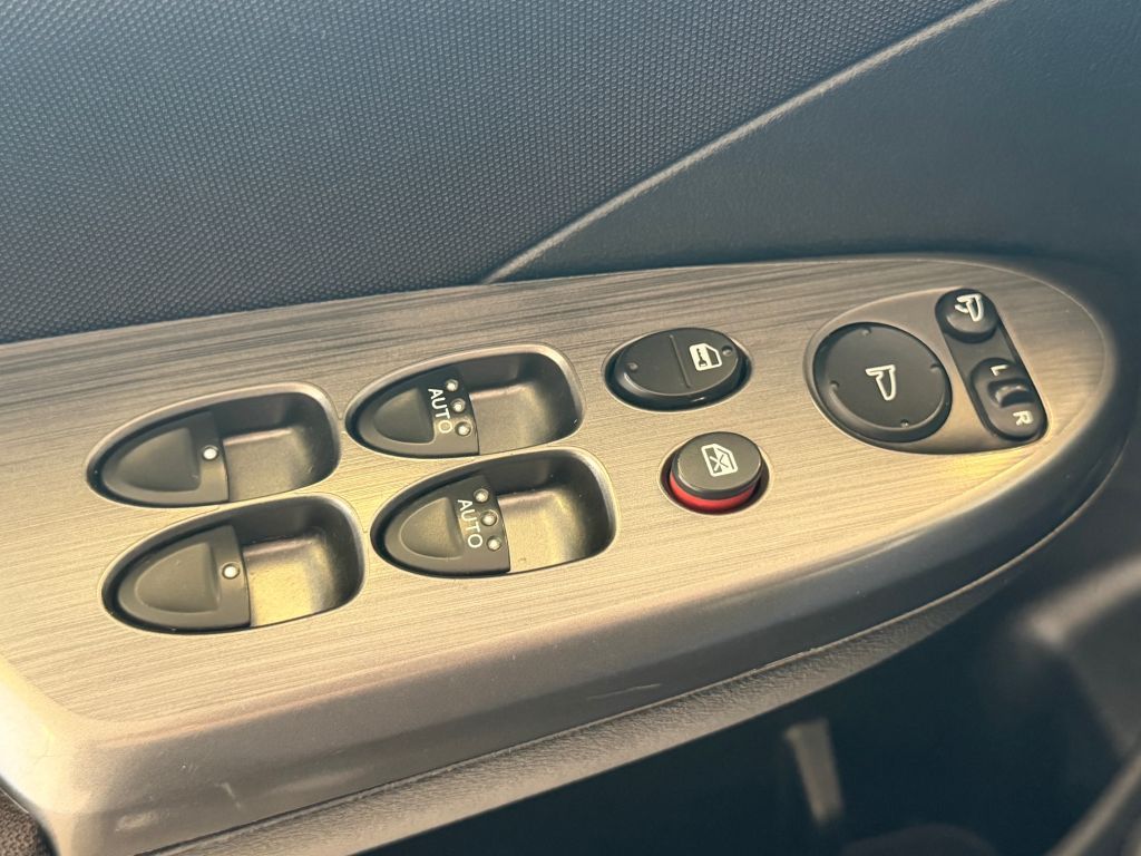 Fahrzeugabbildung Honda Civic 1.4 i-VTEC Sport
