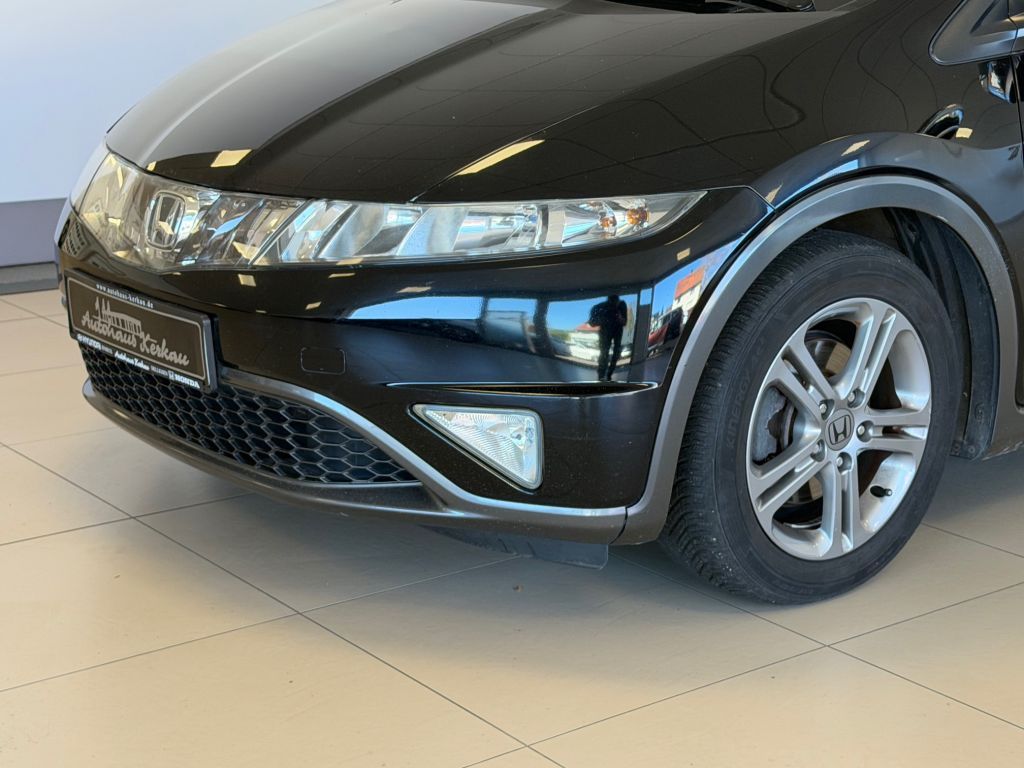 Fahrzeugabbildung Honda Civic 1.4 i-VTEC Sport