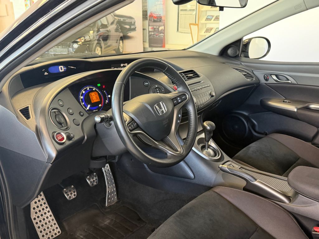 Fahrzeugabbildung Honda Civic 1.4 i-VTEC Sport
