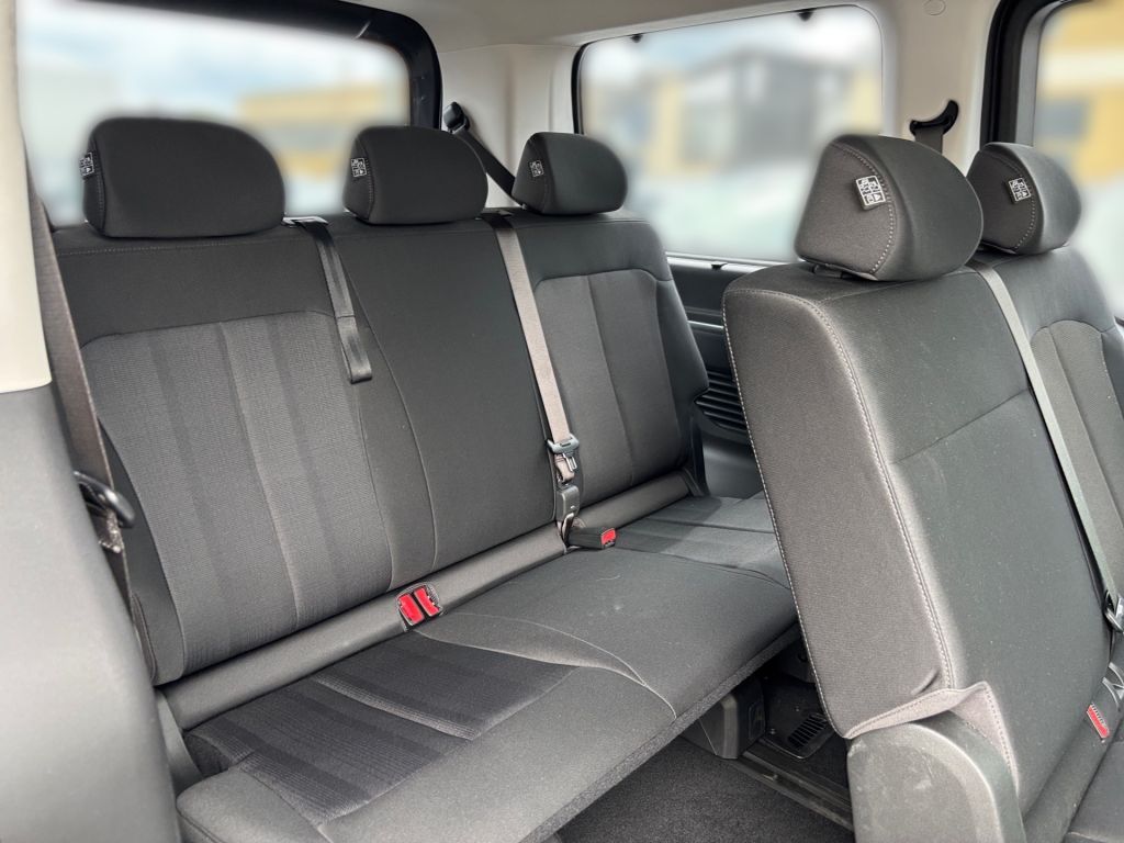 Fahrzeugabbildung Hyundai STARIA 1.6 T-GDI HEV Trend *9 Sitzer*