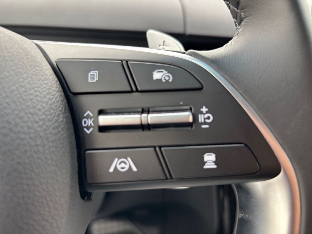 Fahrzeugabbildung Hyundai STARIA 1.6 T-GDI HEV Trend *9 Sitzer*