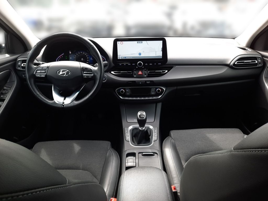 Fahrzeugabbildung Hyundai i30 1.5 T-GDI 48V-Hybrid Prime +Teileder-elek.Si
