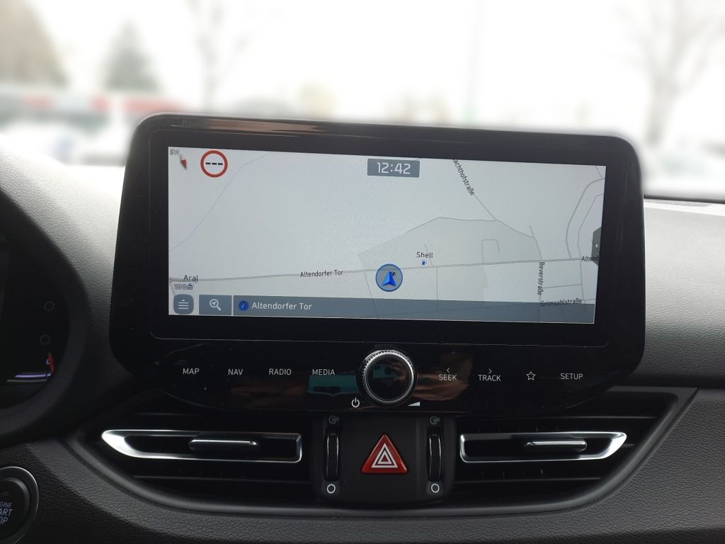 Fahrzeugabbildung Hyundai i30 1.5 T-GDI 48V-Hybrid Prime +Teileder-elek.Si