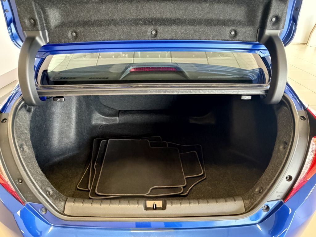 Fahrzeugabbildung Honda Civic 1.5 i-VTEC Turbo CVT Executive + AHK +