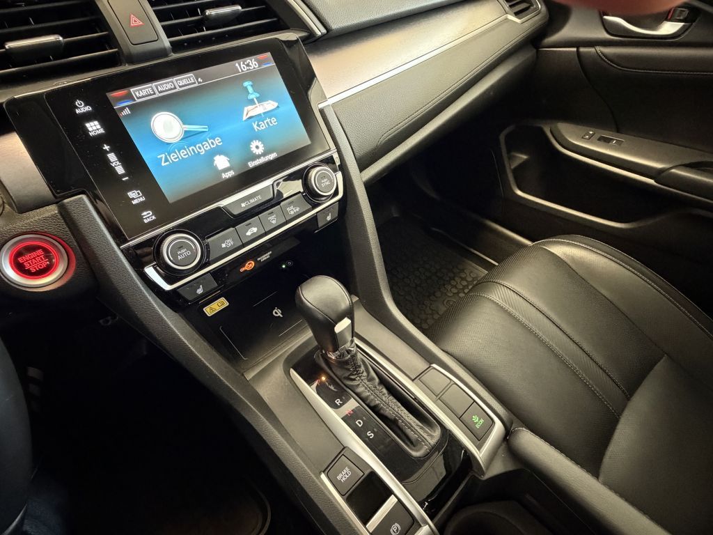 Fahrzeugabbildung Honda Civic 1.5 i-VTEC Turbo CVT Executive + AHK +