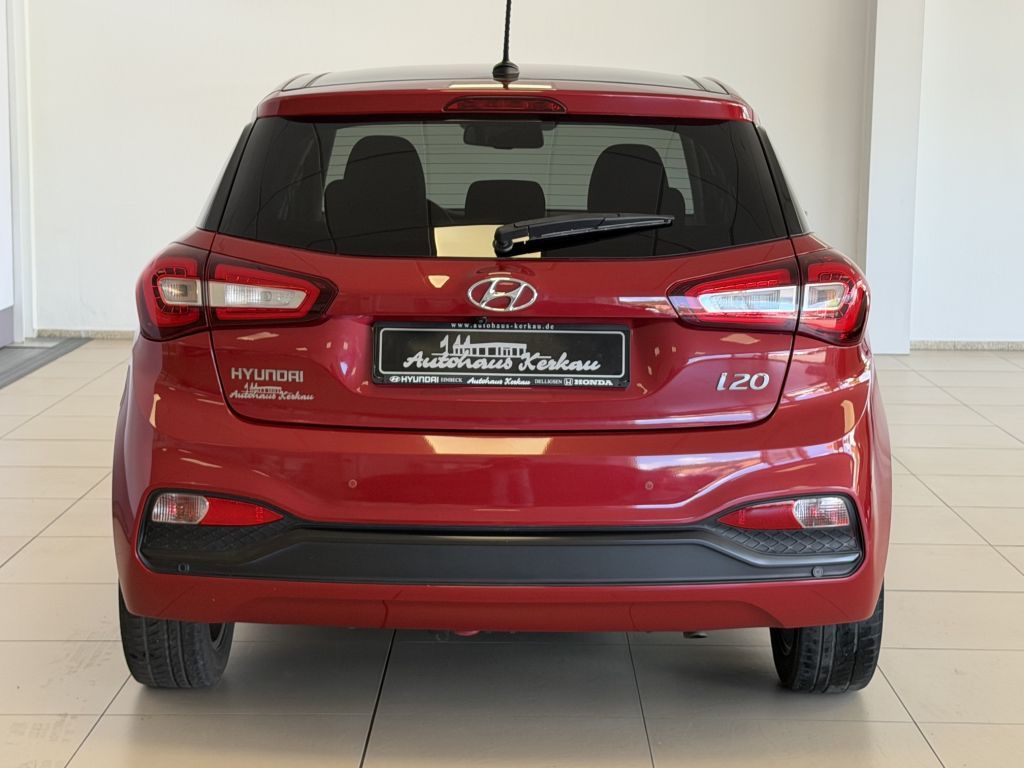 Fahrzeugabbildung Hyundai i20 blue 1.0 T-GDI Style +Navi+R.Kamera+Panorama