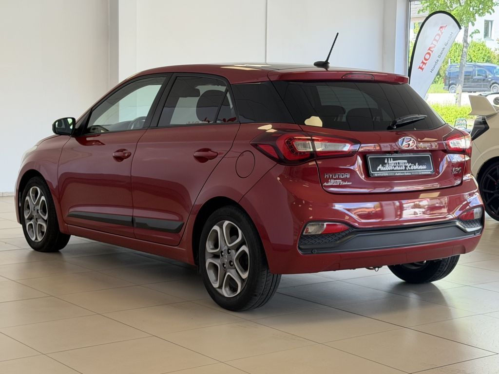 Fahrzeugabbildung Hyundai i20 blue 1.0 T-GDI Style +Navi+R.Kamera+Panorama