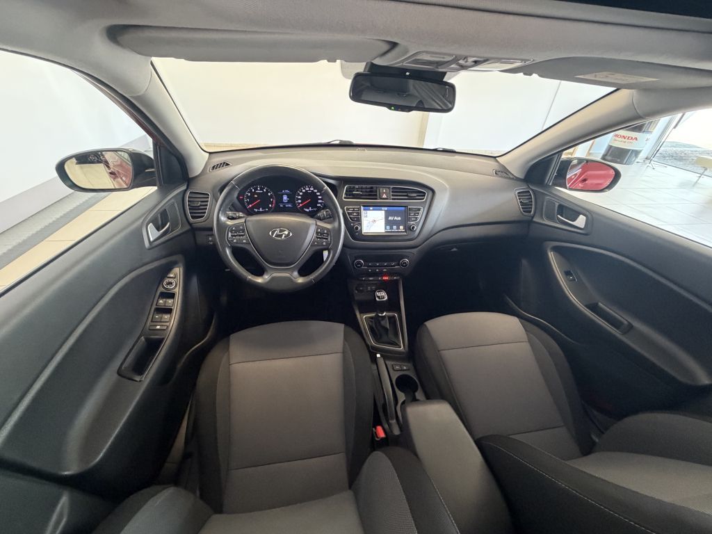 Fahrzeugabbildung Hyundai i20 blue 1.0 T-GDI Style +Navi+R.Kamera+Panorama