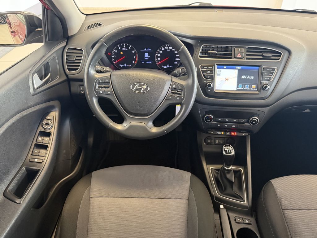 Fahrzeugabbildung Hyundai i20 blue 1.0 T-GDI Style +Navi+R.Kamera+Panorama