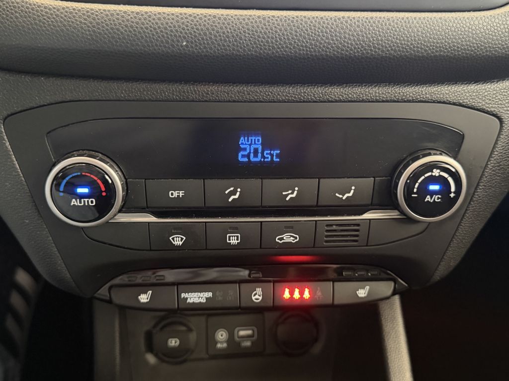 Fahrzeugabbildung Hyundai i20 blue 1.0 T-GDI Style +Navi+R.Kamera+Panorama