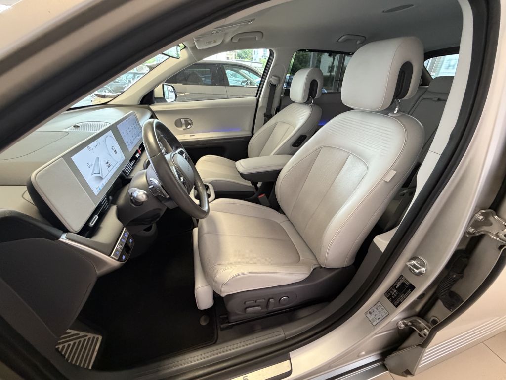 Fahrzeugabbildung Hyundai IONIQ 5 72,6 kWh 4WD Uniq SOH97%Garantie+Scheckh