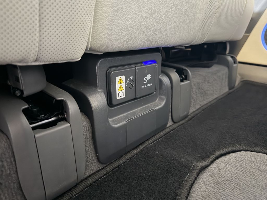 Fahrzeugabbildung Hyundai IONIQ 5 72,6 kWh 4WD Uniq SOH97%Garantie+Scheckh