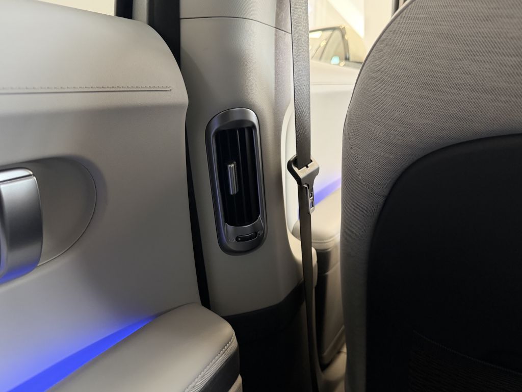 Fahrzeugabbildung Hyundai IONIQ 5 72,6 kWh 4WD Uniq SOH97%Garantie+Scheckh