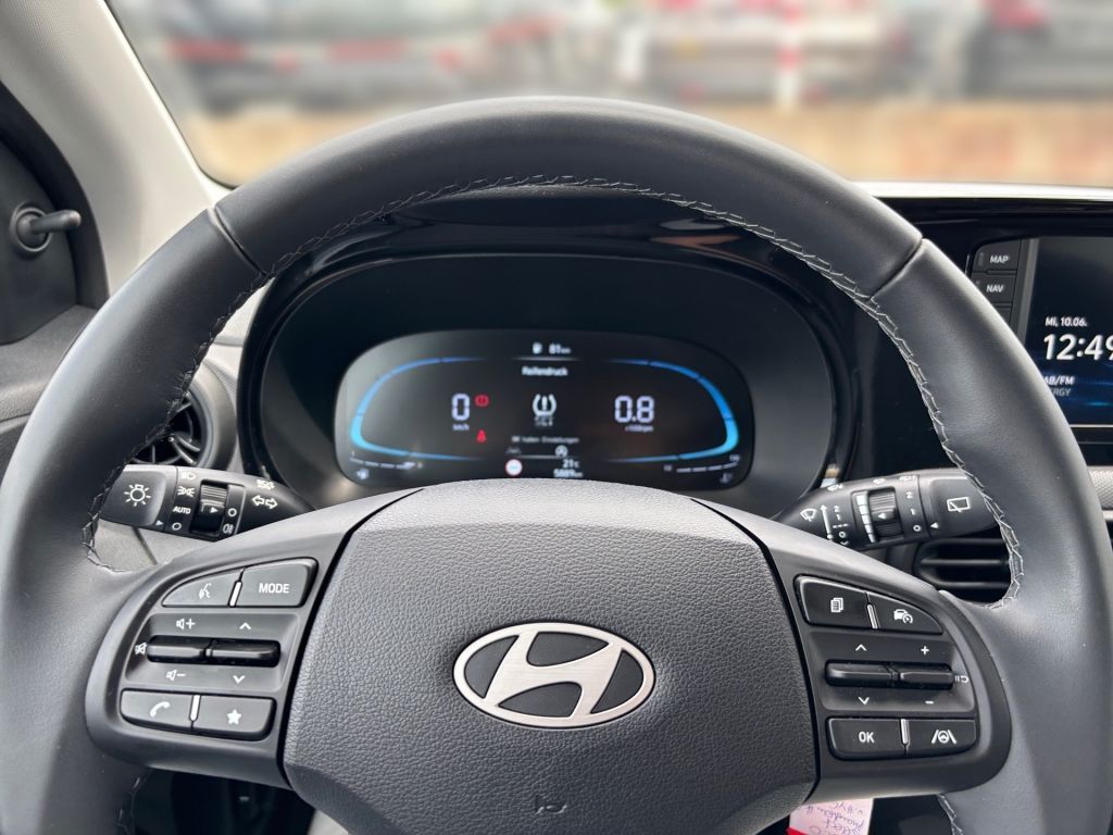 Fahrzeugabbildung Hyundai i10 1.0 Select *Apple Carplay*PDC*CAM*ASS*