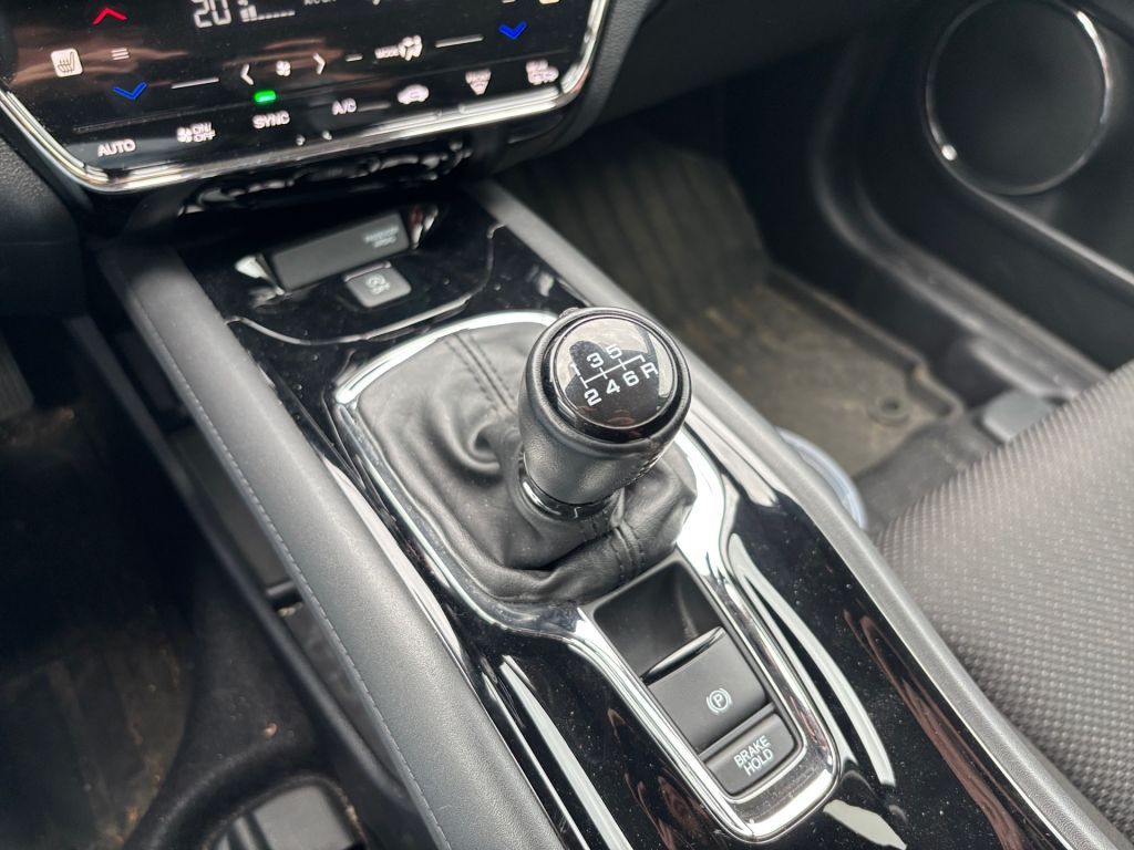 Fahrzeugabbildung Honda HR-V 1.6 i-DTEC Elegance + Navi +unfallfrei