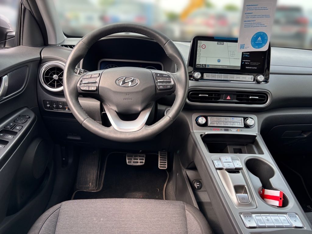 Fahrzeugabbildung Hyundai KONA EV Trend *SOH 96,7%*Navi-P.*3-phasig*